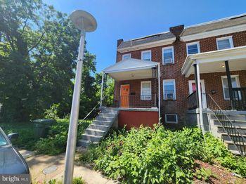 5228 Denmore