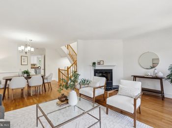 695 Glebe