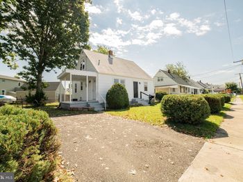 7813 New Battle Grove