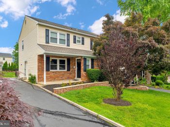 2317 Poplar