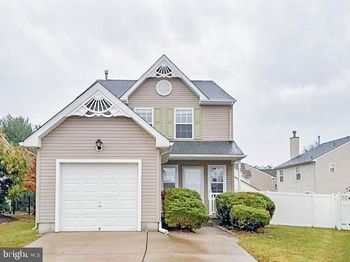 747 Elmhurst