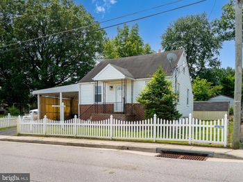 355 Montrose