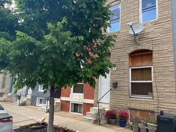 2432 Ashland