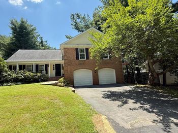 947 Farm Haven