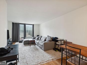 1420 Locust
