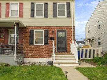 313 Radcliffe