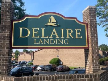 60201 Delaire Landing