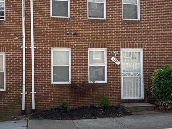 1205 Ashland