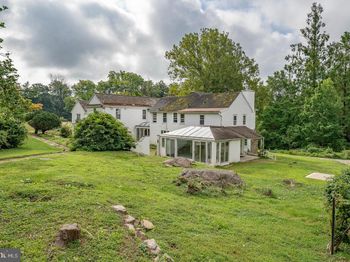 1425 Mount Pleasant