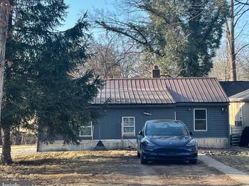 2451 Log Cabin