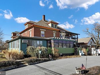 1055 Lincoln Way
