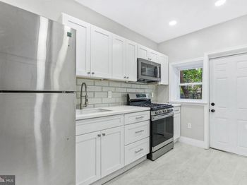 6414 Norwood