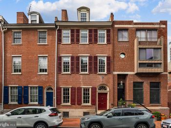913 Spruce