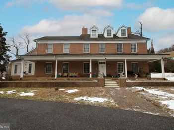 22 Saint Thomas