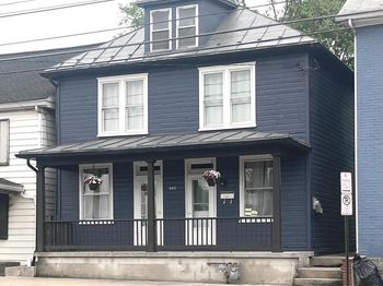 402 King
