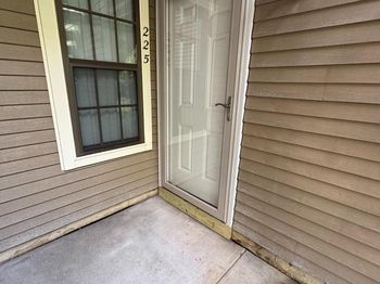 225 Barclay