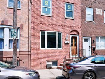 2441 Hutchinson