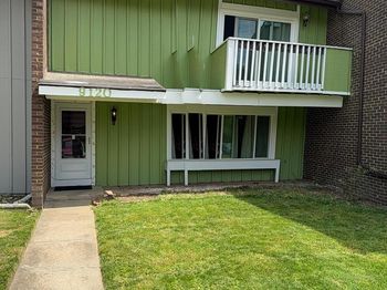 9120 Centerway