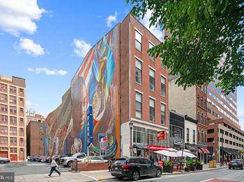 707 Chestnut