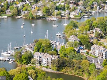 3 Spa Creek Landing