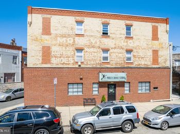 2541 Clarion