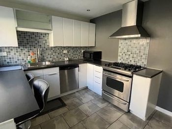 2557 Tilton