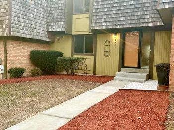 9533 Fern Hollow