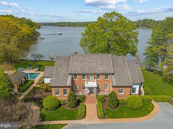210 Corsica Point