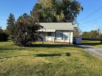 17604 Woodlawn