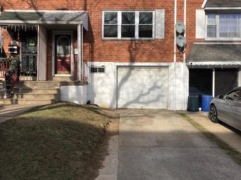 3325 Woodhaven