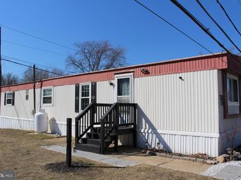1762 Crown Point