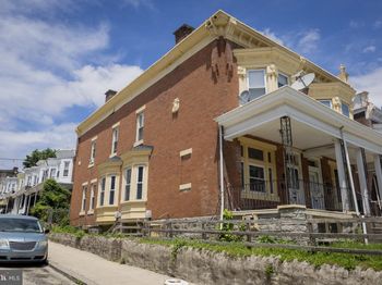 447 Walnut