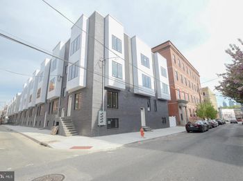 1640 Cambridge