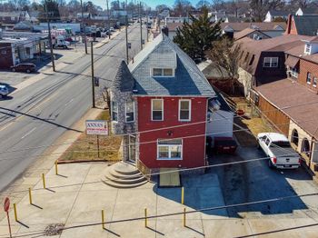 303 Sutton
