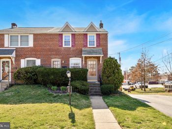 363 Holmes