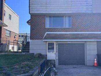 9039 Revere