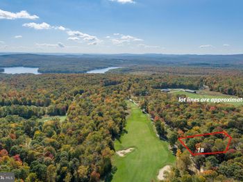 18 Green Jacket Ct