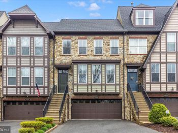 7025 Country Club