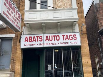 5117 Chestnut