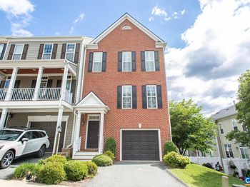 2105 Avinity Loop