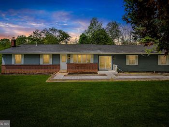 5838 Woodbine