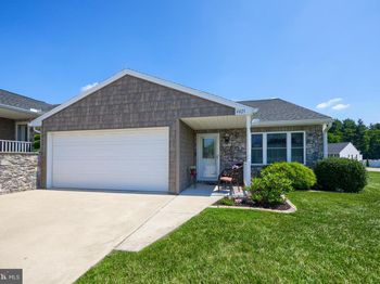 4421 Clair Mar