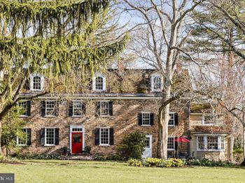 1566 Woodside
