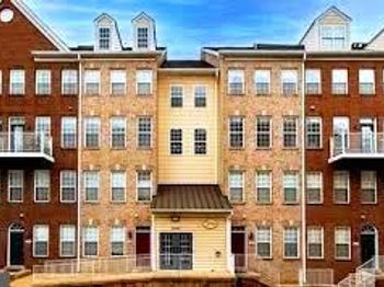 2665 Manhattan