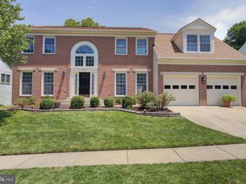 6821 Compton Heights