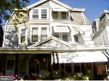 1110 Hamilton