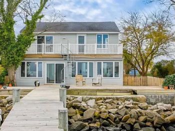 2142 Lake