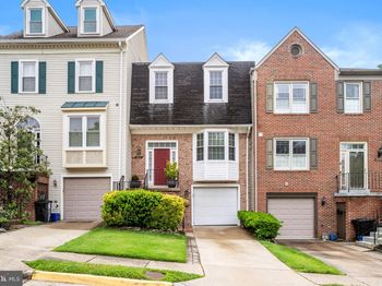 8091 Whitlers Creek