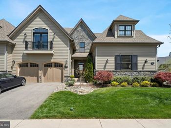 6179 Creekside