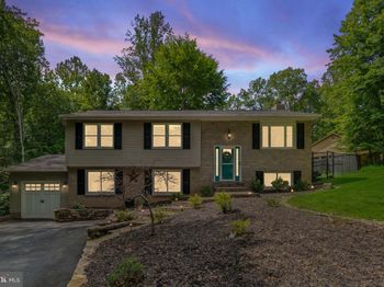 12248 Chinaberry